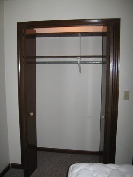 Building Photo - 606 W Healey St