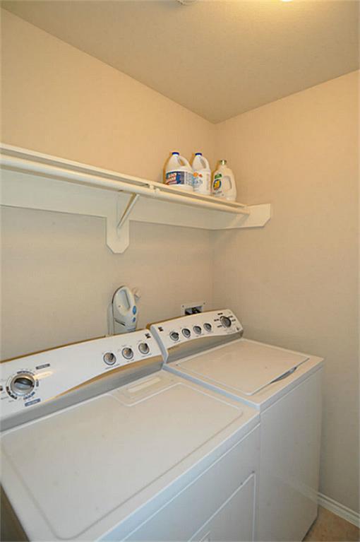 Building Photo - 22852 Lantern Hills Dr