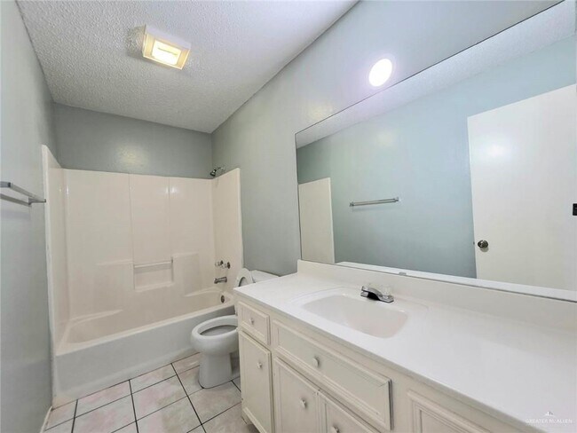 Building Photo - 4108 N 24th Ln