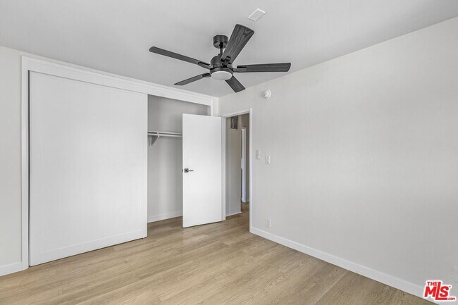 Building Photo - 129 S Avenue 64