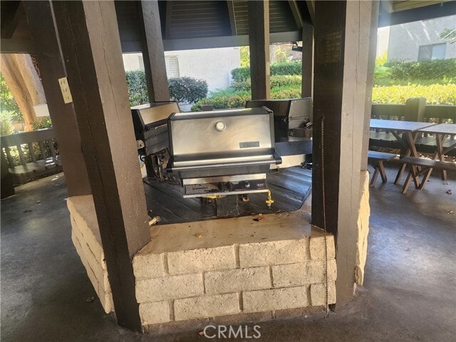 Building Photo - 5202 Summertime Ln