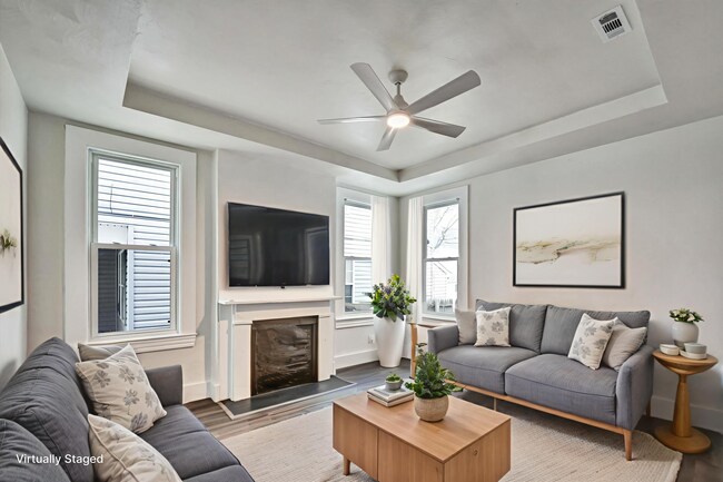 Building Photo - Where Vintage Vibes Meet Modern Mojo—Rent This Rare Historic 4BR/2BA Duplex in Norfolk’s Park Place