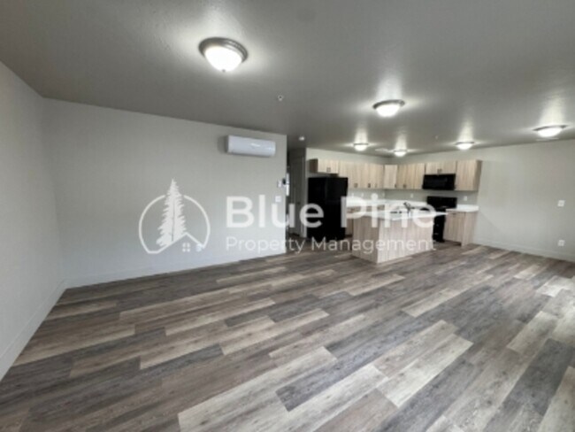 Building Photo - 3570 Colt Cir