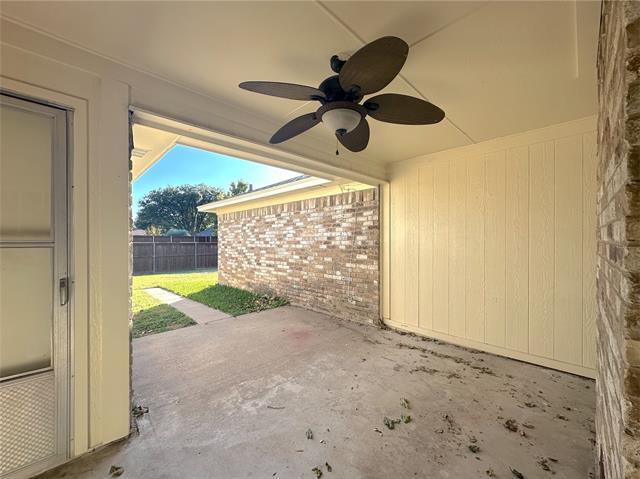 Building Photo - 1706 Hanover Dr