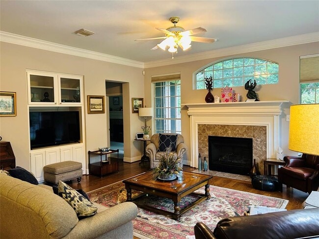 Building Photo - 2814 N Strathford Ln