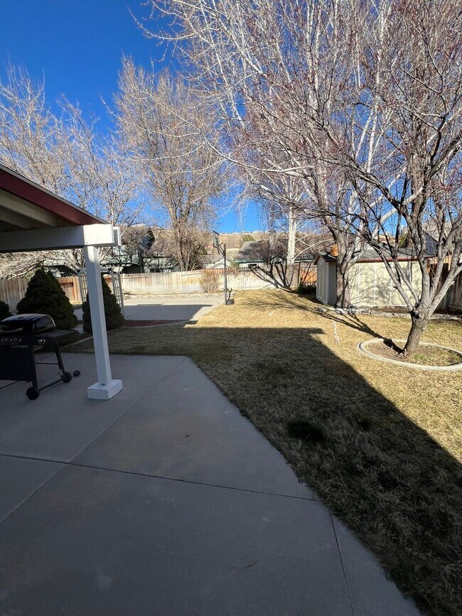 Building Photo - SPARKS VISTAS - BEASLEY / SKY RANCH / REED