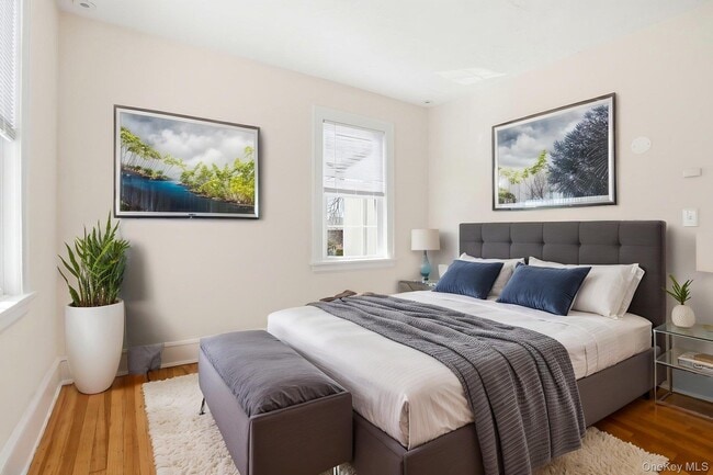 Building Photo - 109 Hillside Pl