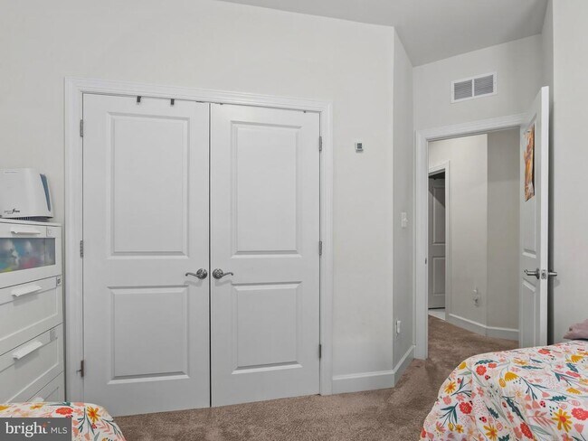 Building Photo - 9508 Townfield Pl