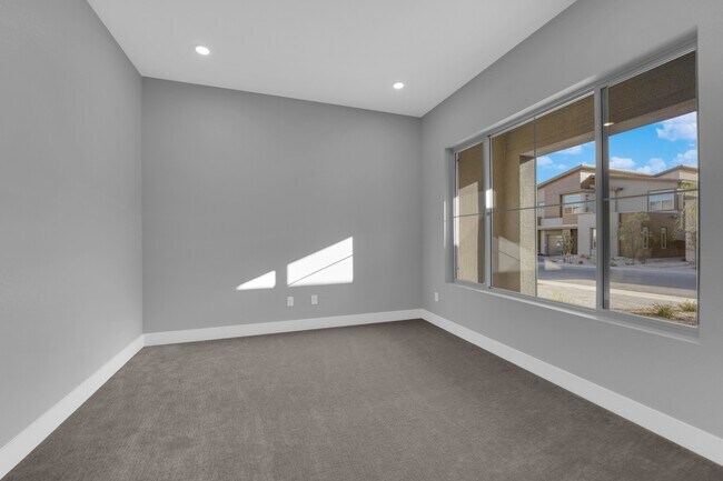 Building Photo - 10648 Stone Ledge Ave