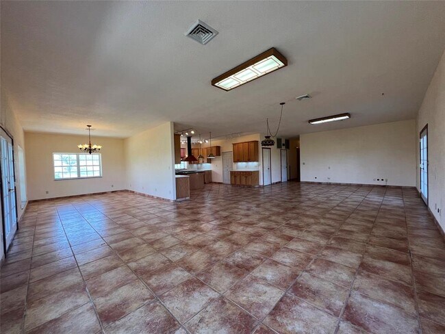 Building Photo - 333 Co Rd 497