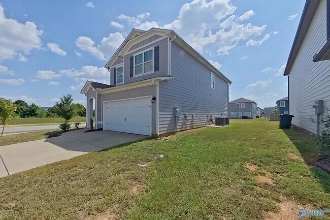Building Photo - 6401 Upchurch Dr