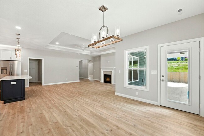 Building Photo - 80 Lane 520 Lake James