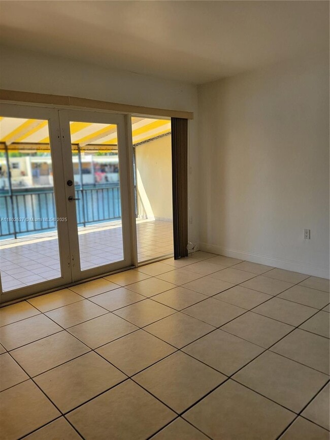 Building Photo - 15504 Sharpecroft Dr