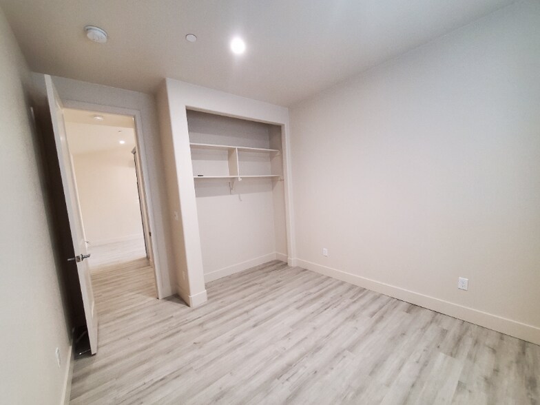 Building Photo - 138 N Mildred Ave