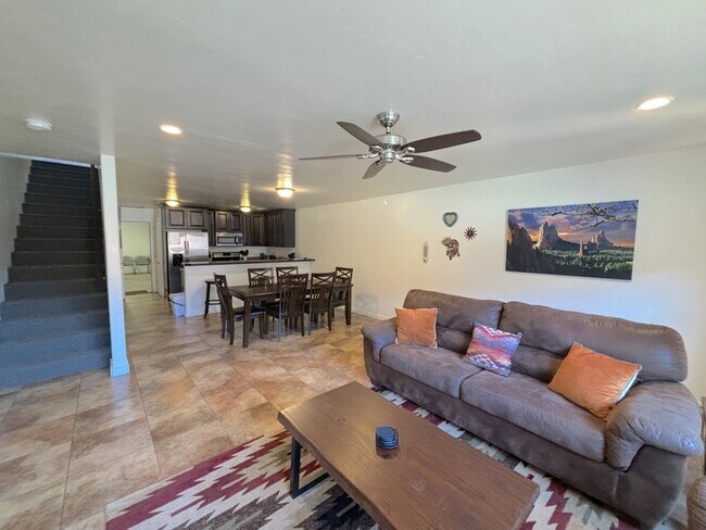 Building Photo - 3862 Desert Willow Cir