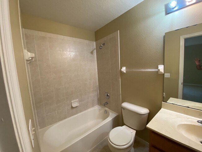 Building Photo - 5021 Ashford Falls Ln