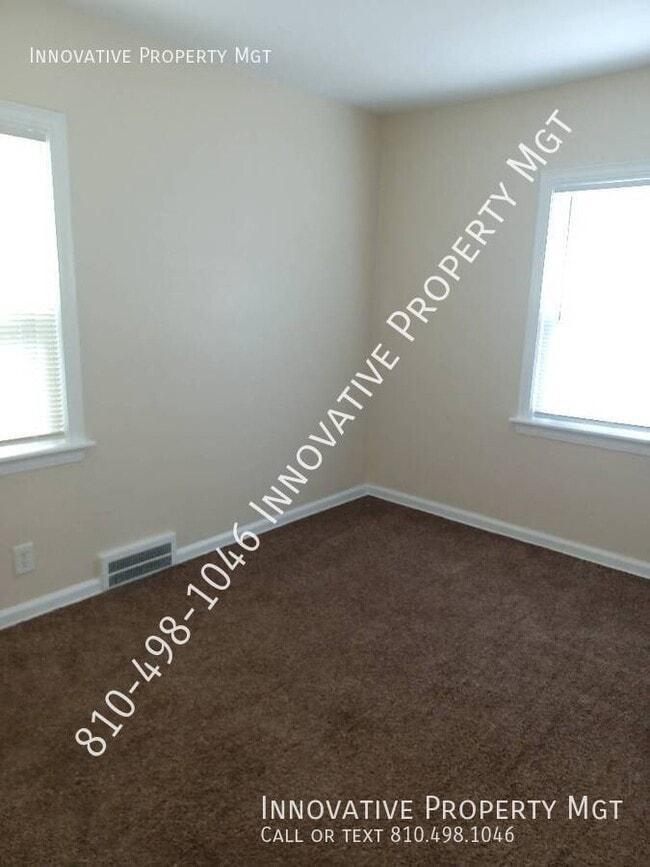 Building Photo - 2758 Brown St