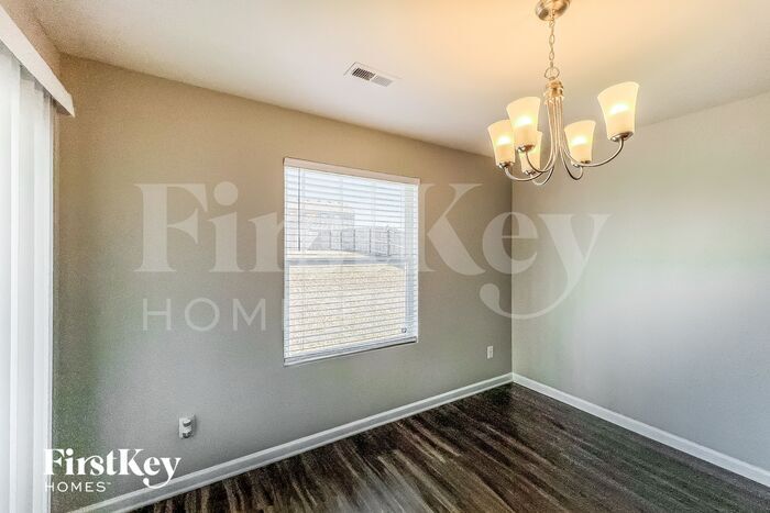 Building Photo - 540 Waterstone Dr