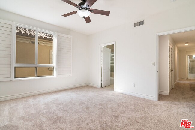 Building Photo - 11428 National Blvd