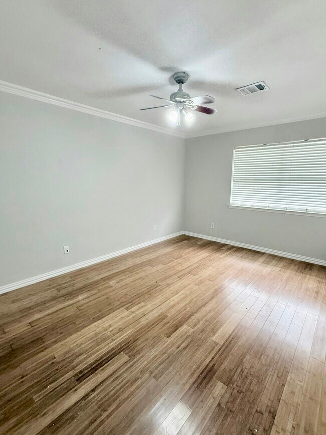 Building Photo - 7407 Riptide Dr