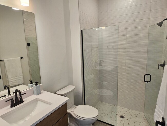 Building Photo - 17925 Nadine Pl