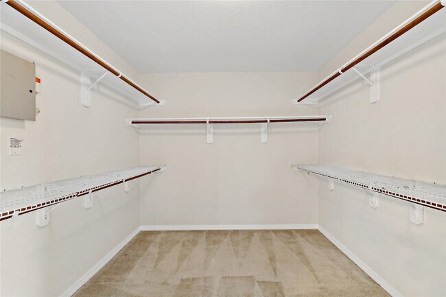 Building Photo - 3308 Southern Grove Ln