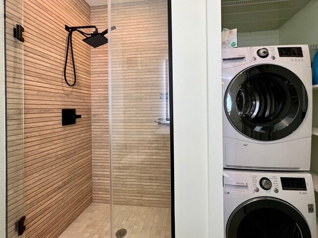 Building Photo - 801 N St NW