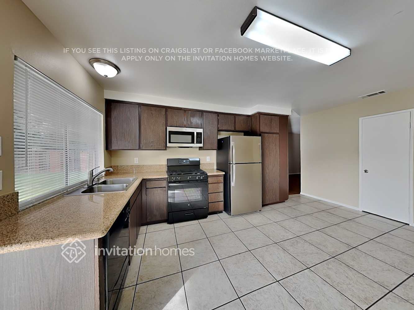 Building Photo - 271 Glenmont Ct