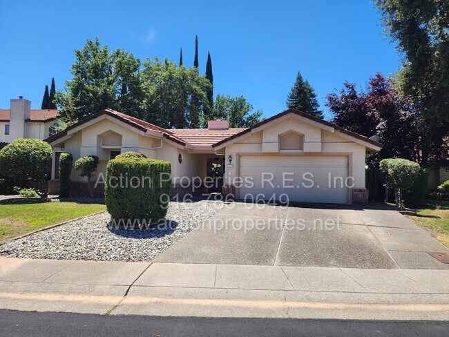 Building Photo - Move In Special! Woodcreek High School Walking Distance, West Roseville Single Story, , 4 Bed 2 B...