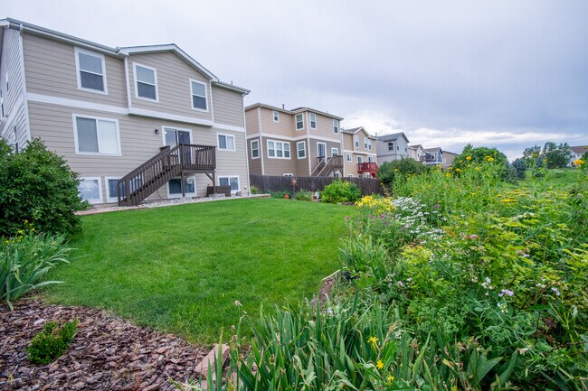 Building Photo - 5747 Jaguar Way