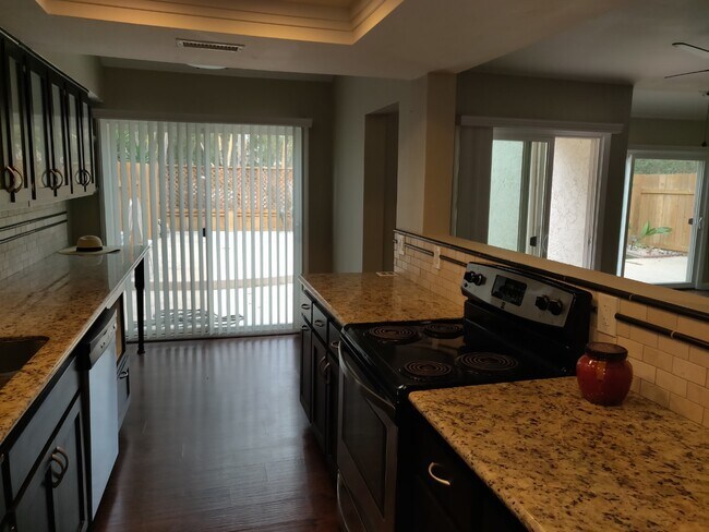 kitchen - 10709 Portobelo Dr