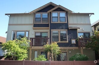 Building Photo - LUXURY 2-BED BALLARD TOWNHOME FOR RENT WIT...