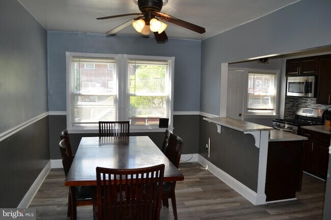 Building Photo - 5153 Frederick Ave