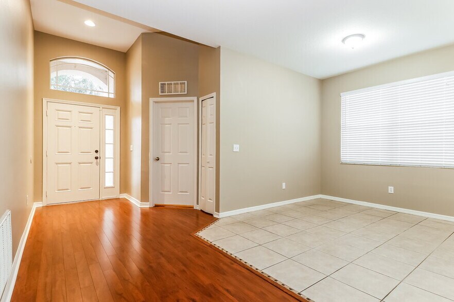 Building Photo - 17345 Bumblebee Pass