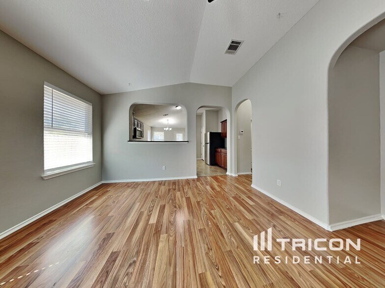 Building Photo - 3106 Wickham Ln