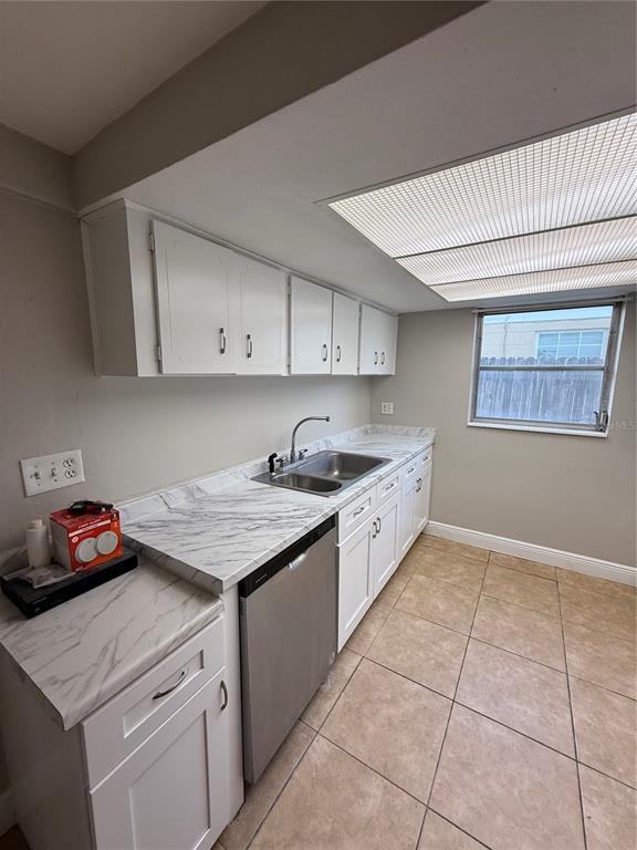 Building Photo - 4624 Durney St