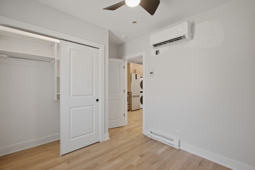 Building Photo - 2238 N Bissell St