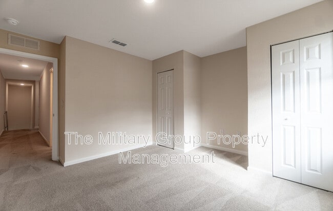 Building Photo - 958 Observatory Pkwy