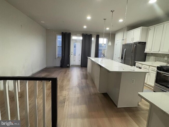 Building Photo - 5818 Imperial Dr