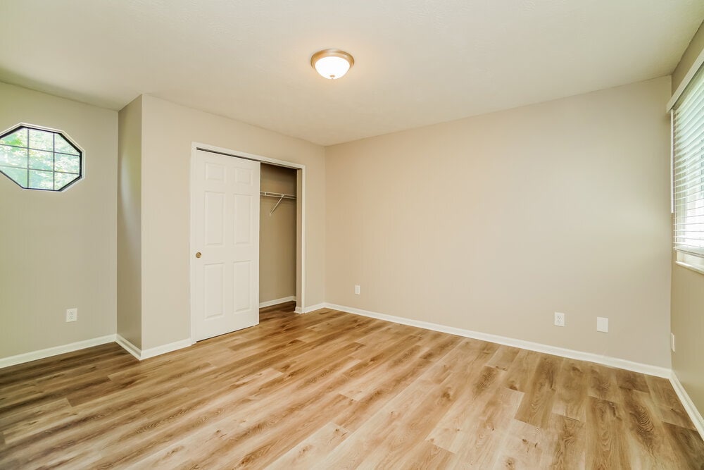 Building Photo - 8437 Papillon Ave