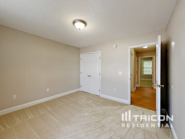 Building Photo - 657 Beavers Cove Ln NW