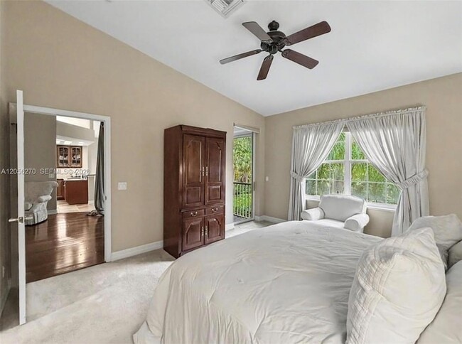 Building Photo - 8390 Big Acorn Cir
