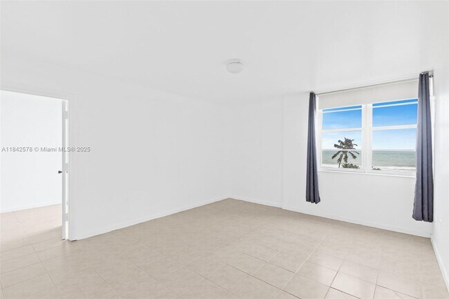 Building Photo - 6450 Collins Ave