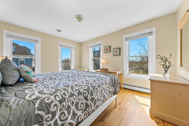 Bedroom 3 - 701 Asbury Ave