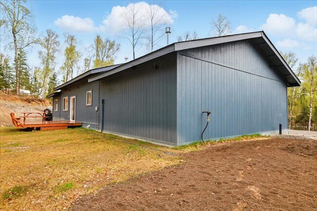 Building Photo - 8561 W Cormorant Way