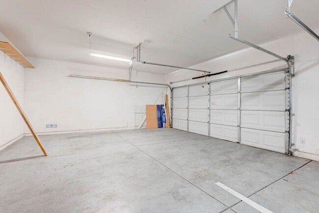 Building Photo - 2294 Tedesca Dr