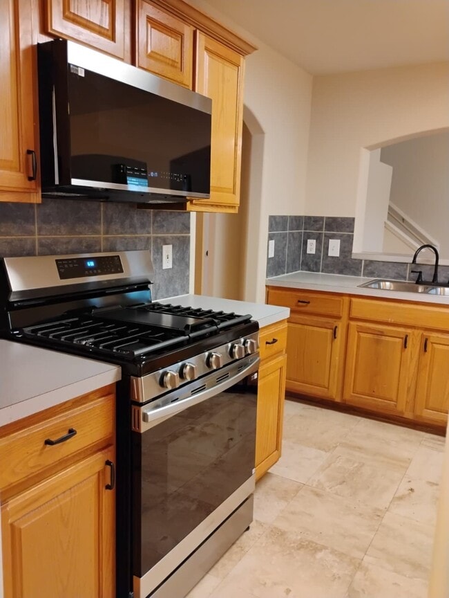 Building Photo - 17546 Heath Grove Ln