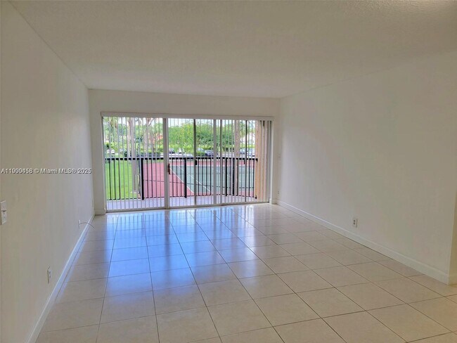 Building Photo - 8821 Wiles Rd