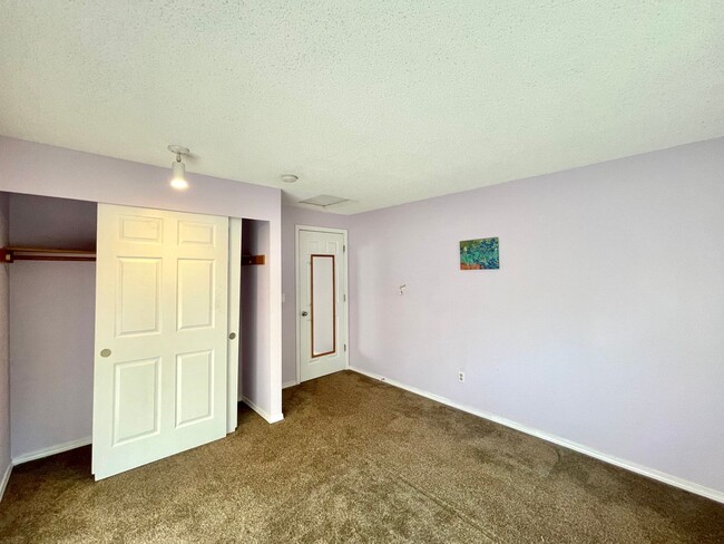 Building Photo - Great Home For Rent
