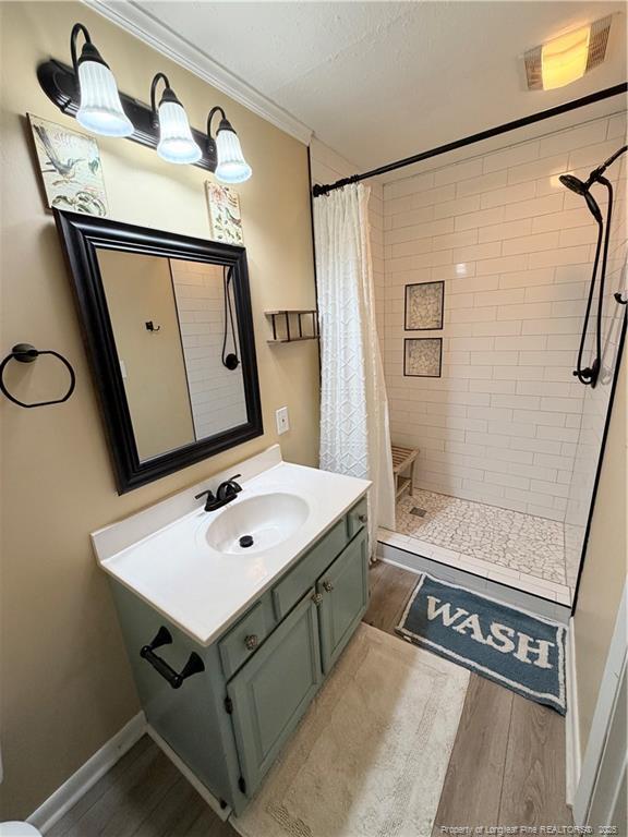 Building Photo - 4946 Pinewood Dr